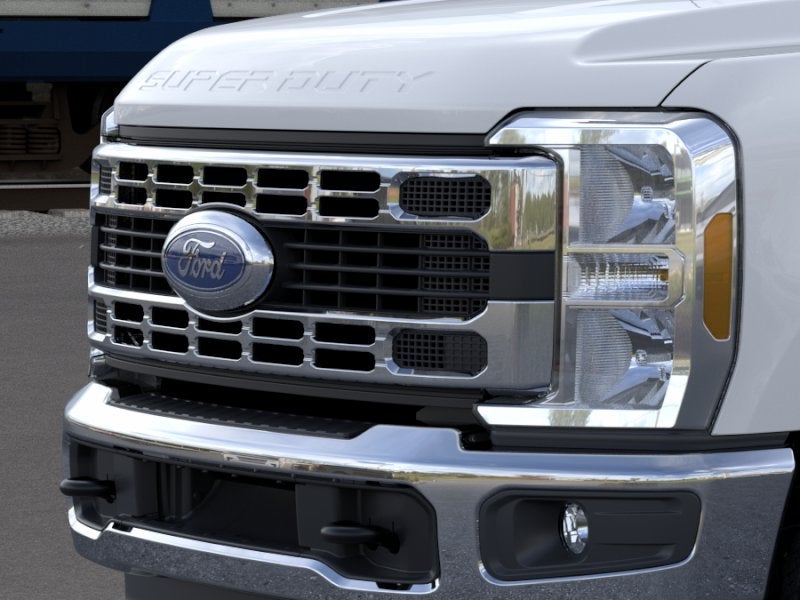 2026 Ford Super Duty F-350 DRW F-350® XLT