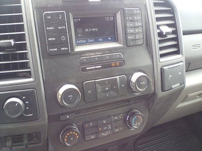 2017 Ford Super Duty F-350 DRW XL