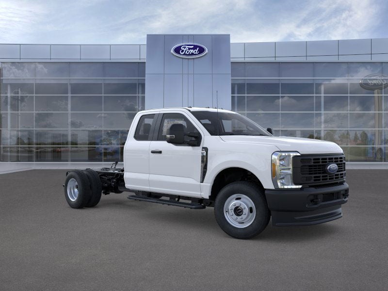 2026 Ford Super Duty F-350 DRW F-350® XL