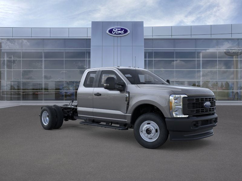 2026 Ford Super Duty F-350 DRW F-350® XL