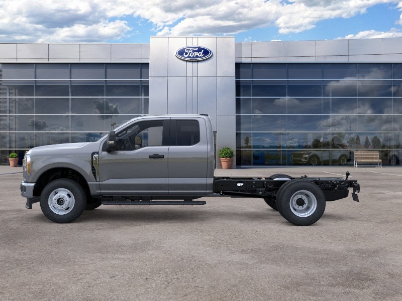 2026 Ford Super Duty F-350 DRW F-350® XL