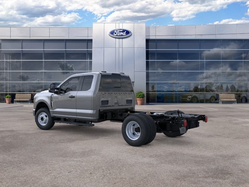 2026 Ford Super Duty F-350 DRW F-350® XL