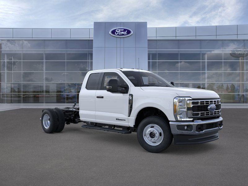 2026 Ford Super Duty F-350 DRW F-350® XL