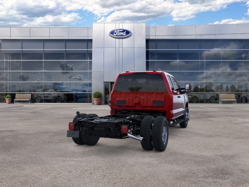 2026 Ford Super Duty F-350 DRW F-350® XLT