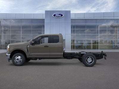 2026 Ford Super Duty F-350 DRW F-350® XLT