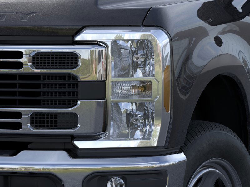 2025 Ford Super Duty F-350 SRW F-350® XL