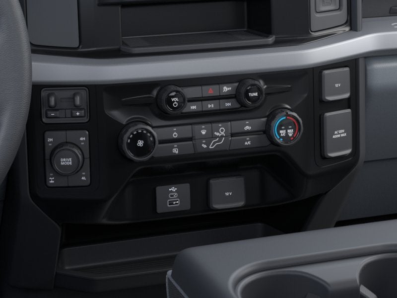 2026 Ford Super Duty F-350 SRW F-350® XLT