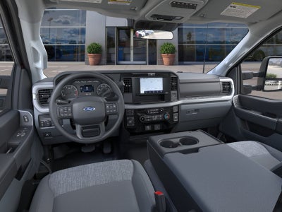 2026 Ford Super Duty F-350 SRW F-350® XLT