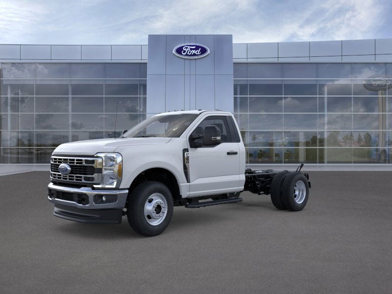 2026 Ford Super Duty F-350 DRW F-350® XL