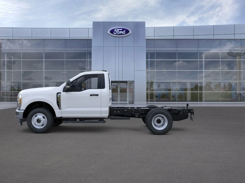 2026 Ford Super Duty F-350 DRW F-350® XL