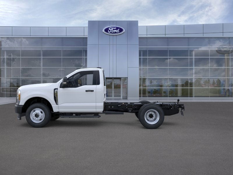 2026 Ford Super Duty F-350 DRW F-350® XL