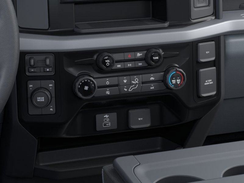 2026 Ford Super Duty F-350 DRW F-350® XLT