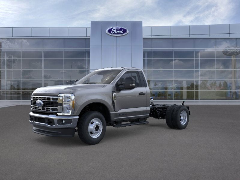 2025 Ford Super Duty F-350 DRW F-350® XL