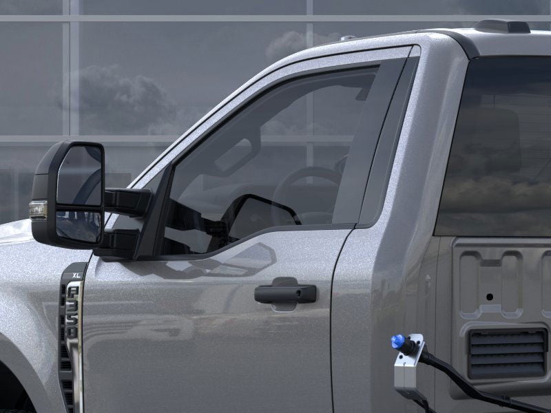 2025 Ford Super Duty F-350 DRW F-350® XL