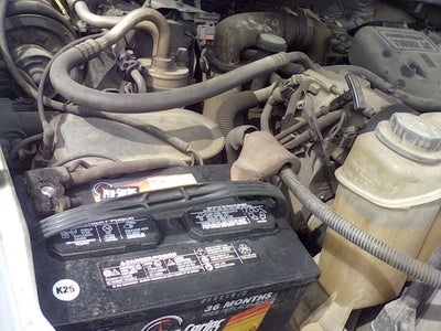 1999 Ford Super Duty F-350 DRW 84 C/A 6-SPD