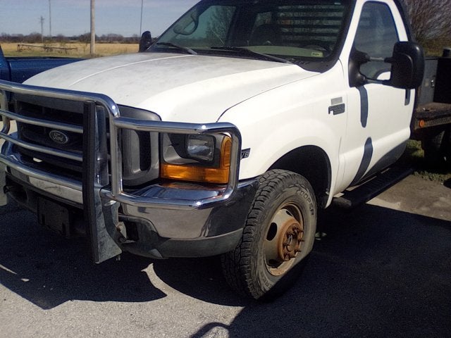 1999 Ford Super Duty F-350 DRW 84 C/A 6-SPD