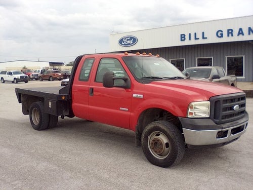 2006 Ford Super Duty F-350 DRW XL