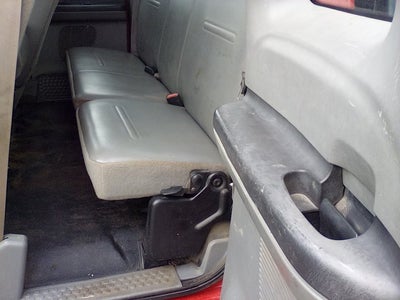 2006 Ford Super Duty F-350 DRW XL