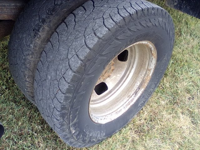 2006 Ford Super Duty F-350 DRW XL