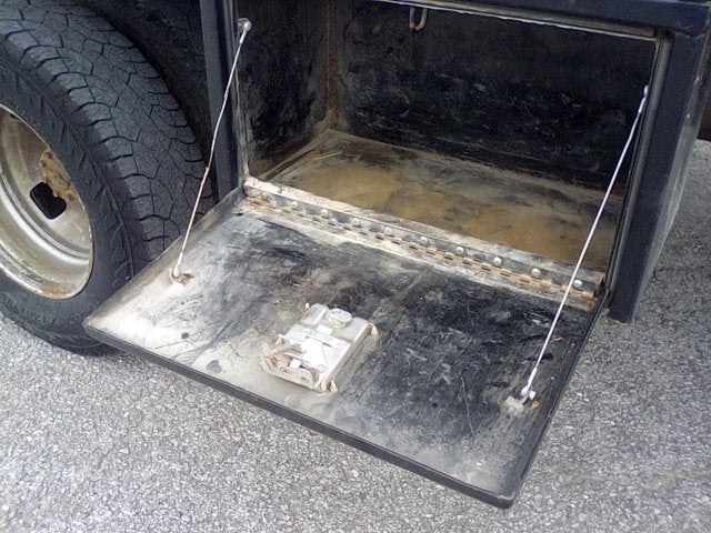 2006 Ford Super Duty F-350 DRW XL