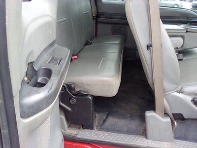 2006 Ford Super Duty F-350 DRW XL