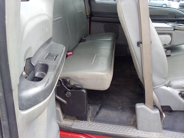 2006 Ford Super Duty F-350 DRW XL
