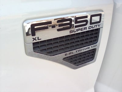 2008 Ford Super Duty F-350 DRW XL