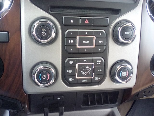 2013 Ford Super Duty F-250 SRW Lariat