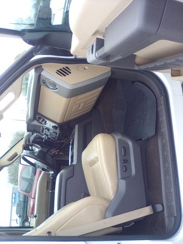 2013 Ford Super Duty F-250 SRW Lariat