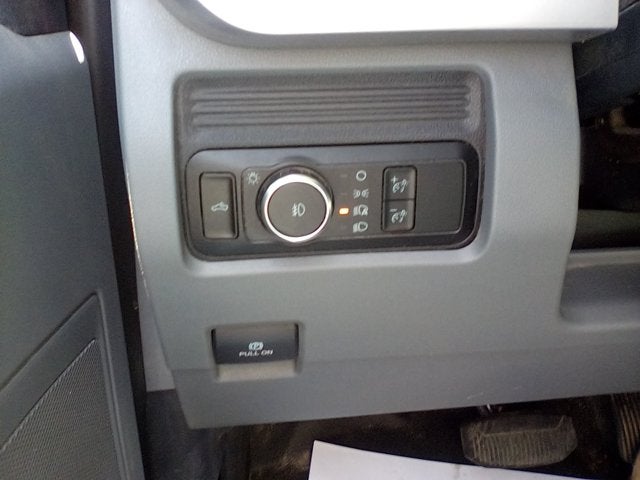 2025 Ford Super Duty F-350 DRW XL