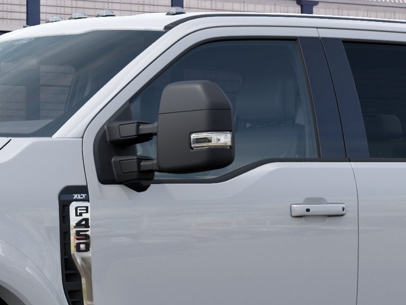 2027 Ford Super Duty F-450 DRW F-450® XLT