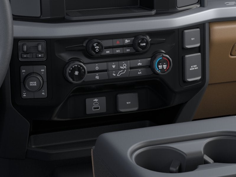 2026 Ford Super Duty F-350 SRW F-350® XLT