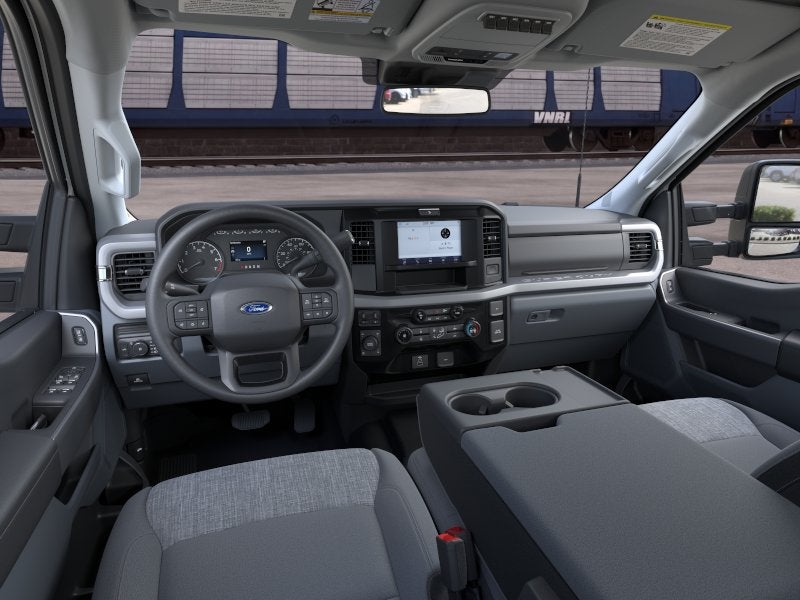 2026 Ford Super Duty F-350 SRW F-350® XLT