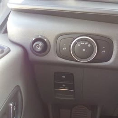 2024 Ford Transit Cargo Van 148 WB Medium Roof Cargo