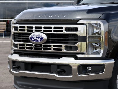 2027 Ford Super Duty F-350 SRW F-350® XLT