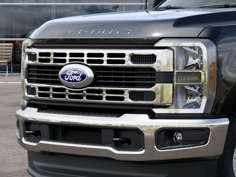 2027 Ford Super Duty F-350 SRW F-350® XLT