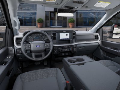 2027 Ford Super Duty F-350 SRW F-350® XLT