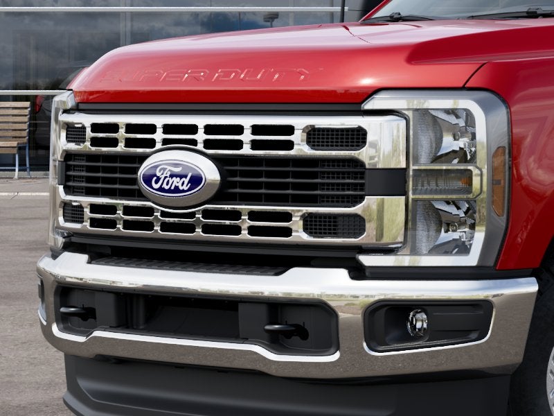 2027 Ford Super Duty F-350 SRW F-350® XLT