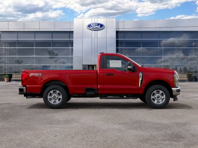 2027 Ford Super Duty F-350 SRW F-350® XLT