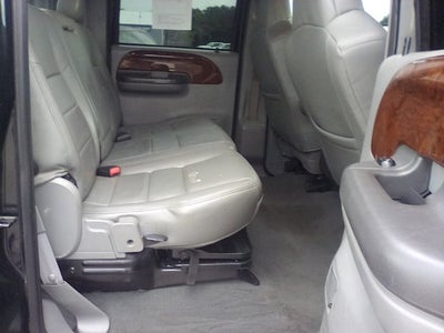 2004 Ford Super Duty F-350 SRW Lariat Super Duty