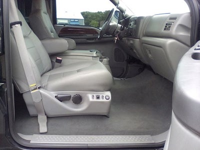 2004 Ford Super Duty F-350 SRW Lariat Super Duty