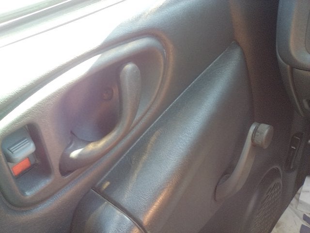 2003 Chevrolet S-10 Reg Cab 108" WB
