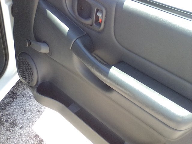 2003 Chevrolet S-10 Reg Cab 108" WB