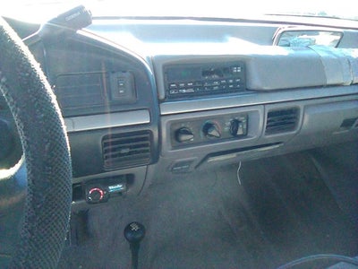 1995 Ford F-350 Chassis Cab Reg Cab 137" WB, 60.0" CA DRW 4WD