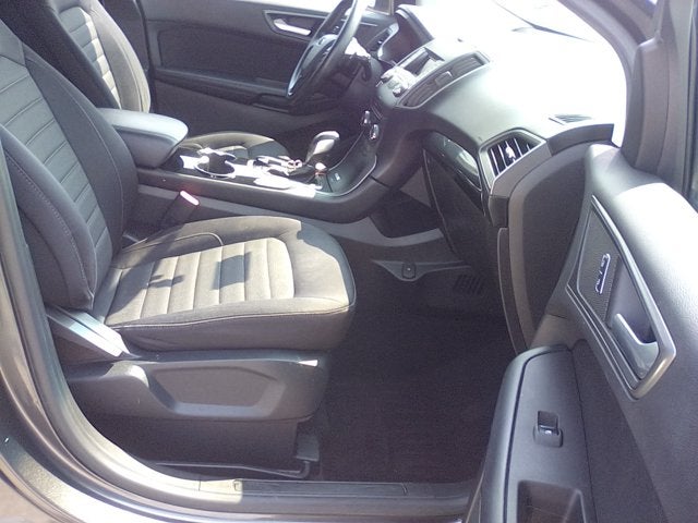 2016 Ford Edge SE