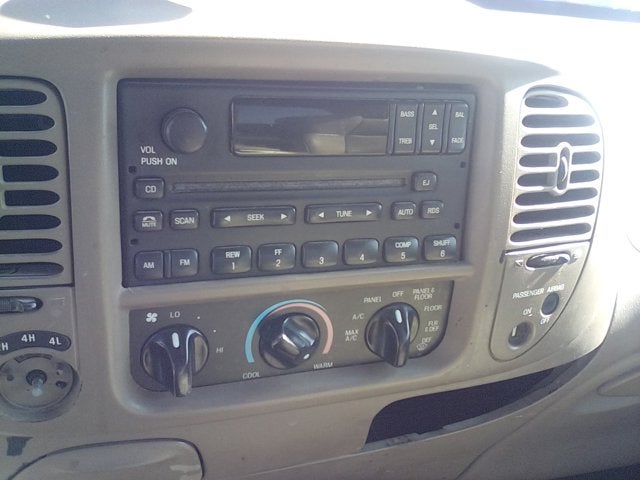 2002 Ford F-150 Lariat