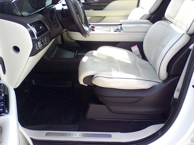 2021 Lincoln Navigator L Black Label