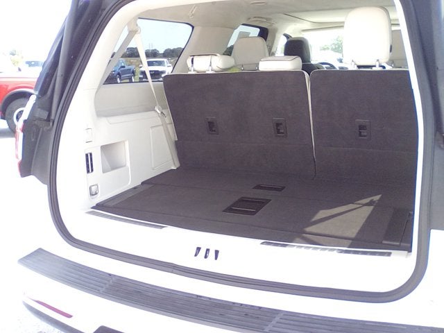 2021 Lincoln Navigator L Black Label