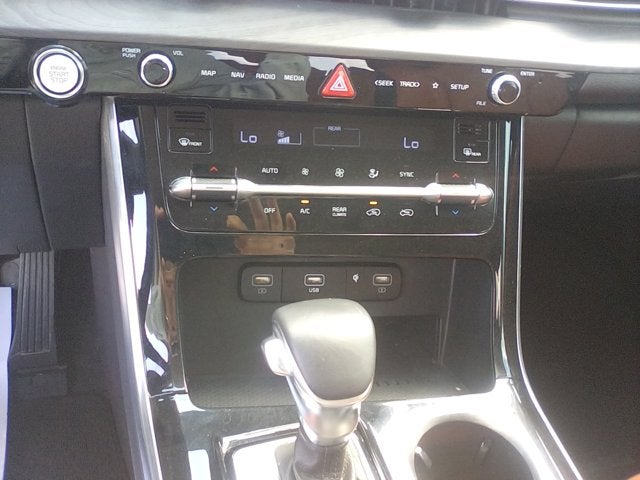 2024 Kia Carnival SX