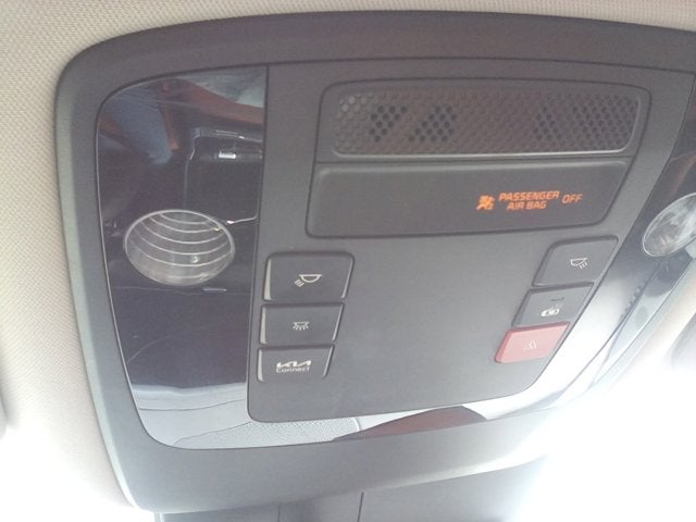 2024 Kia Carnival SX